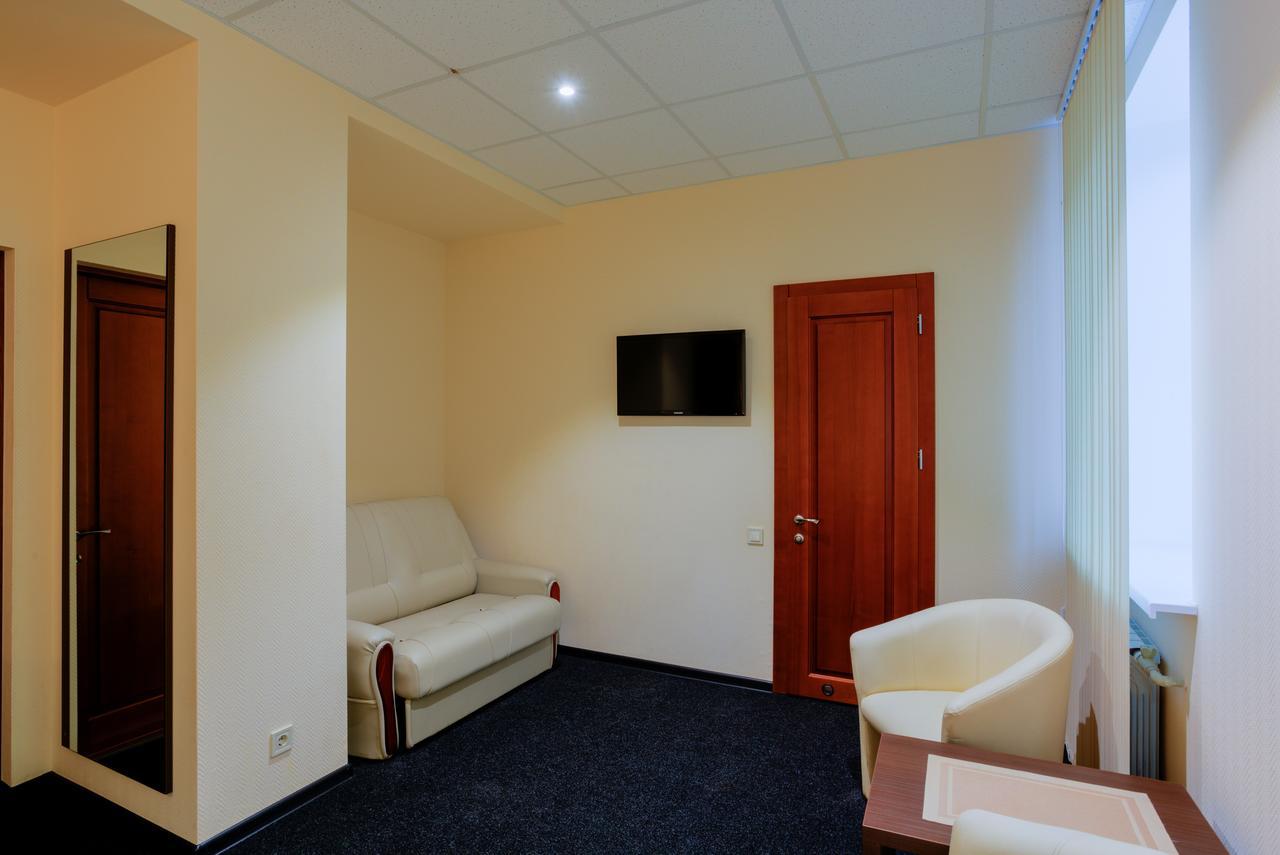 Comfort Hotel & Hostel Zaporizhia Exterior foto